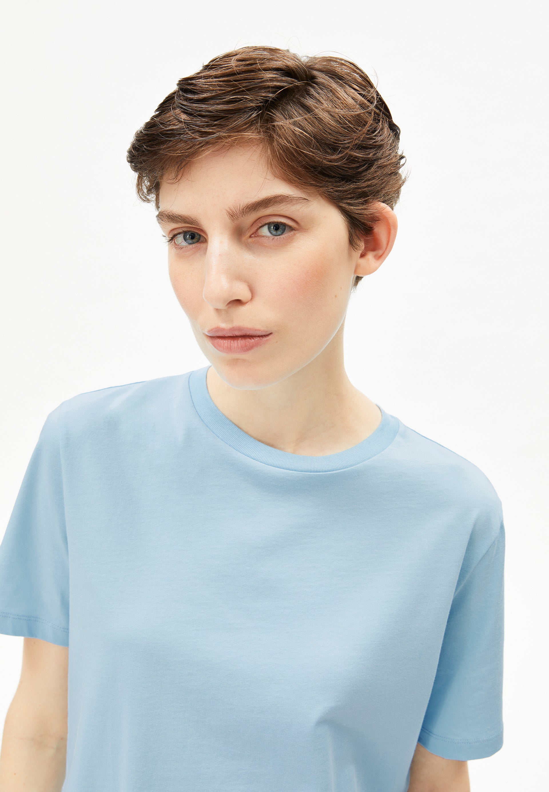 LUALAA T-SHIRT aus Bio-Baumwolle – Regular Fit