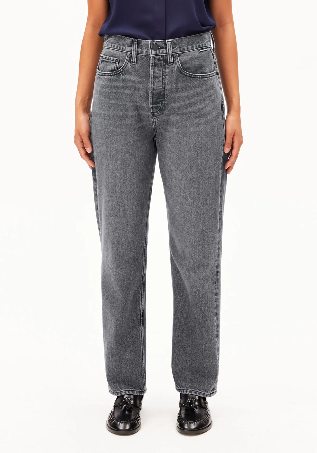Aaikala High Straight Jeans – soft ash
