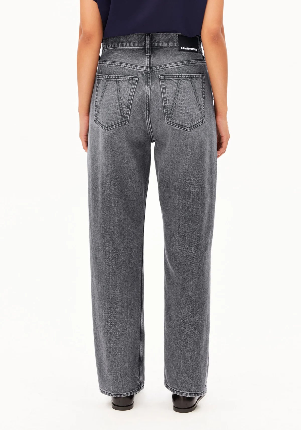 Aaikala High Straight Jeans – soft ash