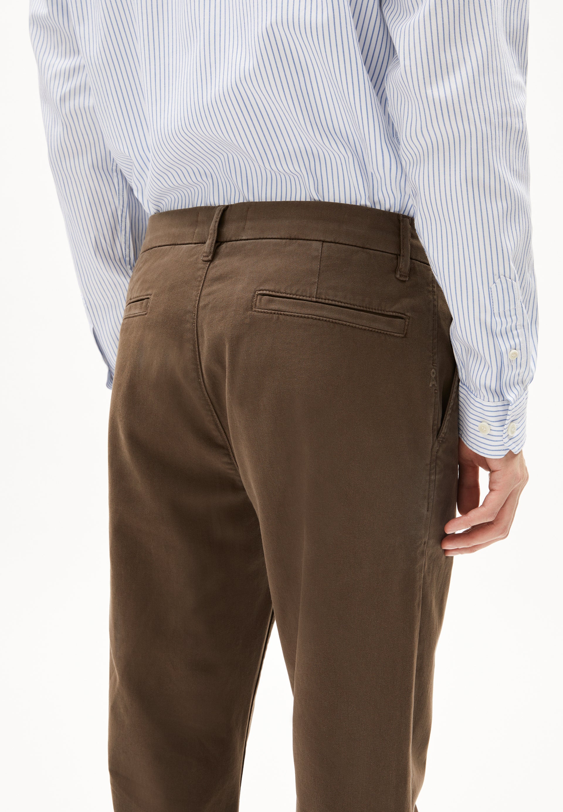 AASTER CHINO PANT  Chino Hose aus Bio-Baumwoll Mix