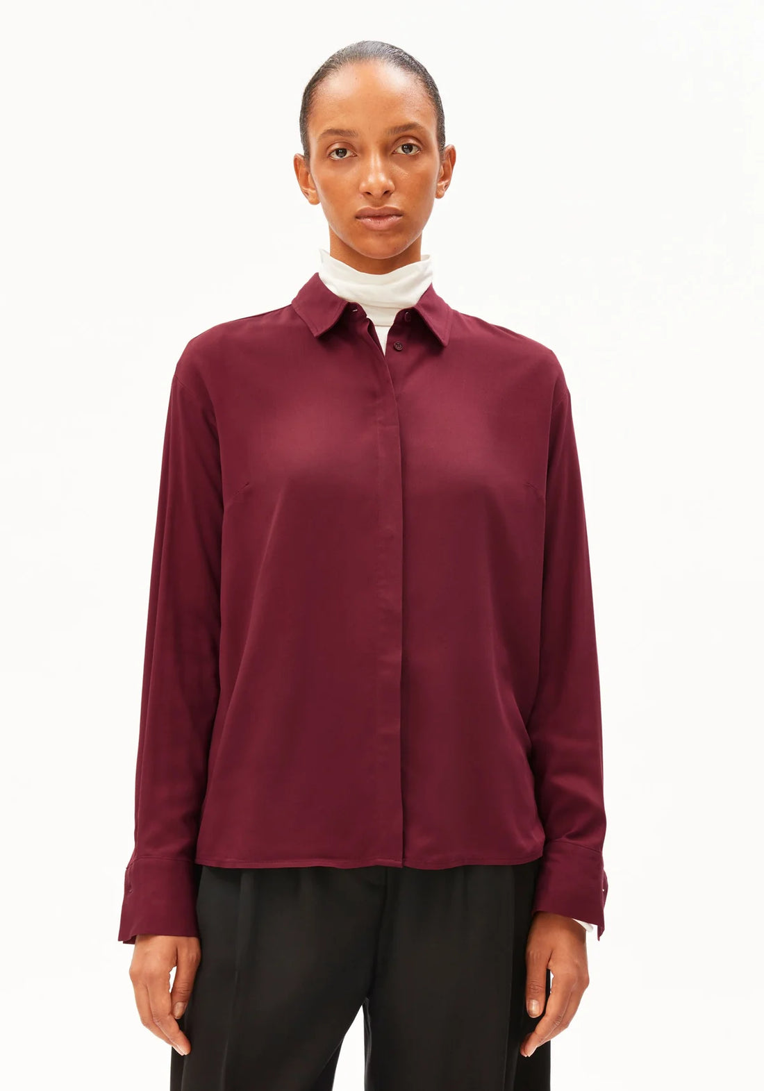 LARISAANA LONGSLEEVE BLOUSE