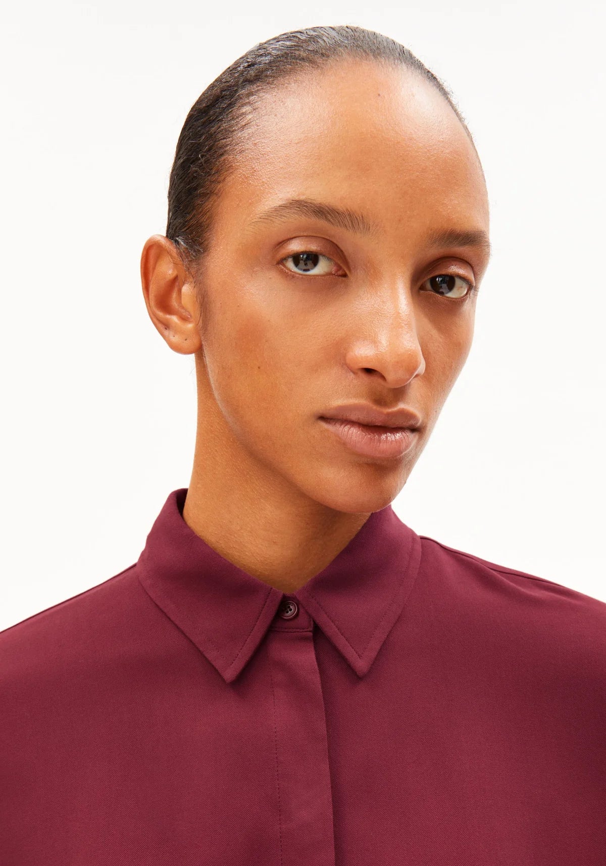 LARISAANA LONGSLEEVE BLOUSE