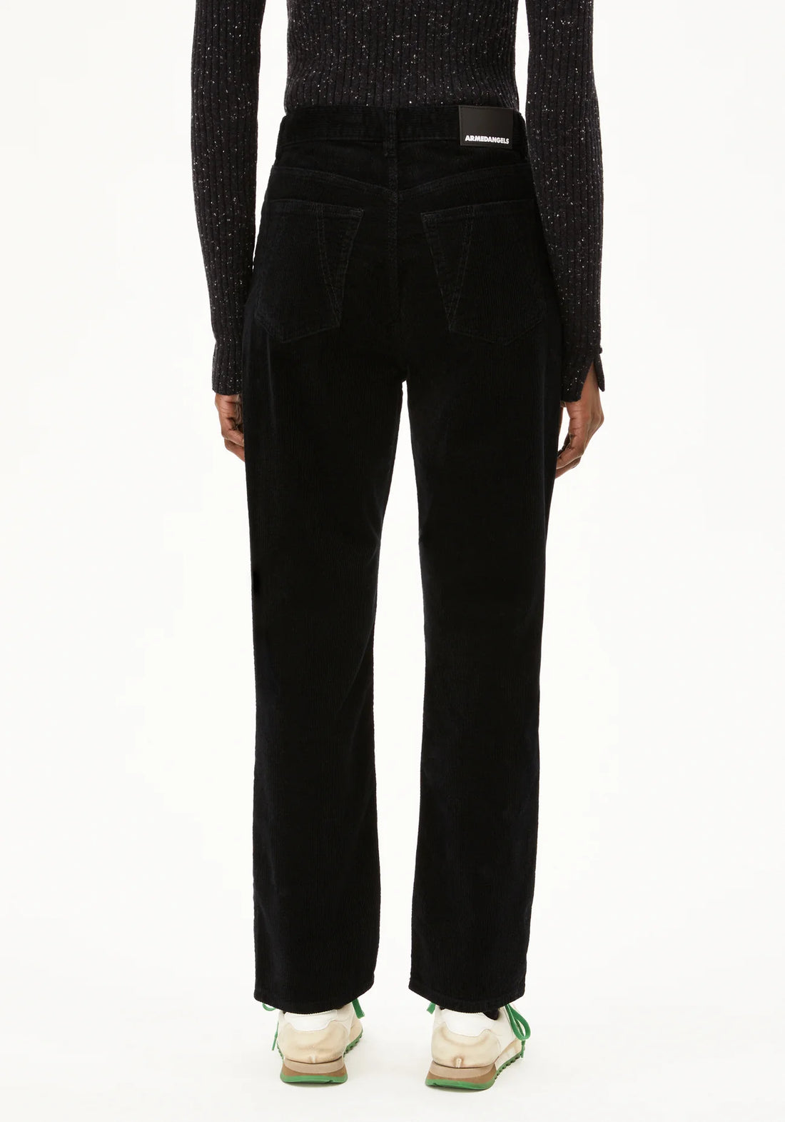 AAIKALA CORDUROY Cordhose aus Bio-Baumwoll Mix