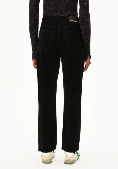 AAIKALA CORDUROY Cordhose aus Bio-Baumwoll Mix