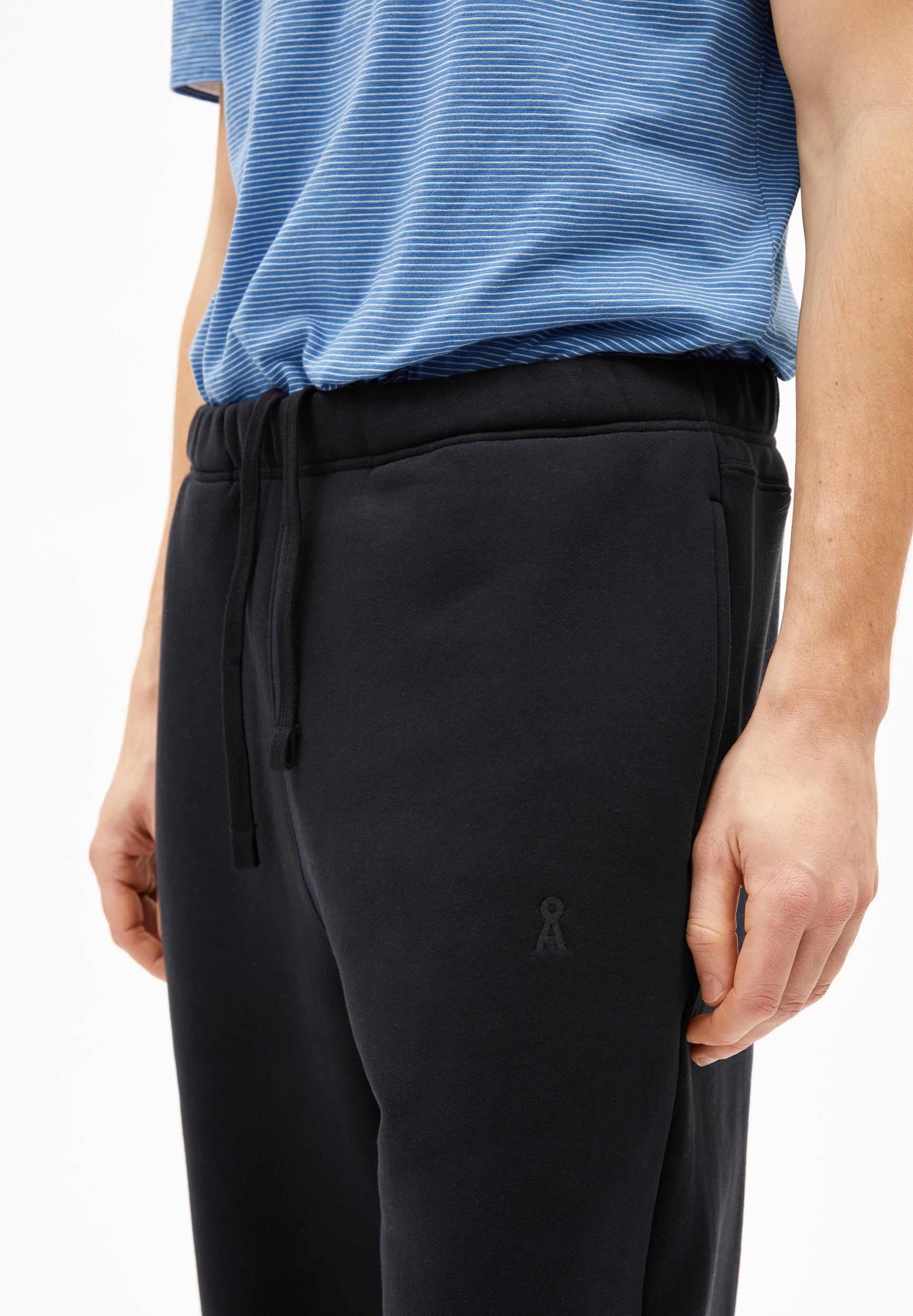 BAASTI FLEECE Hose Sweat Solid balck