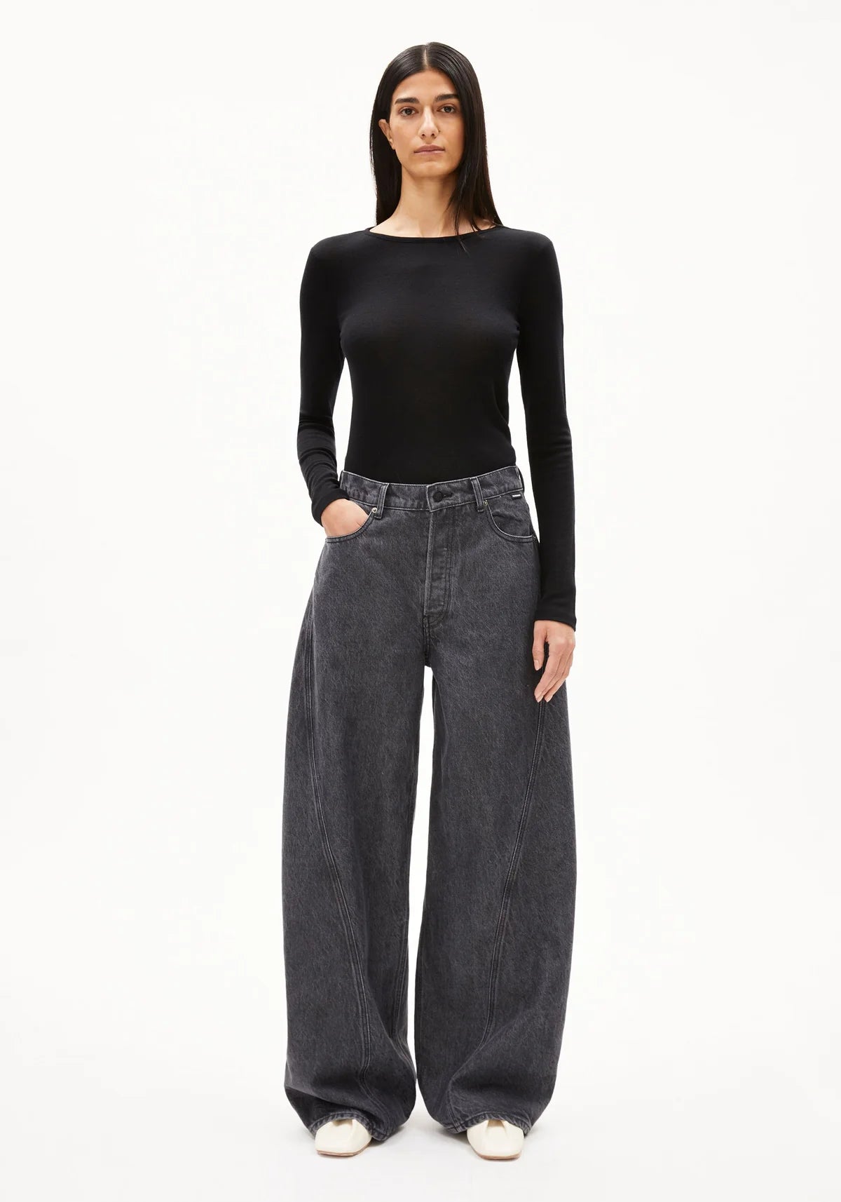AALTHEA MID WAIST BARREL JEAN