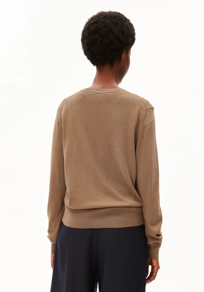 FINE KNIT SWEATER