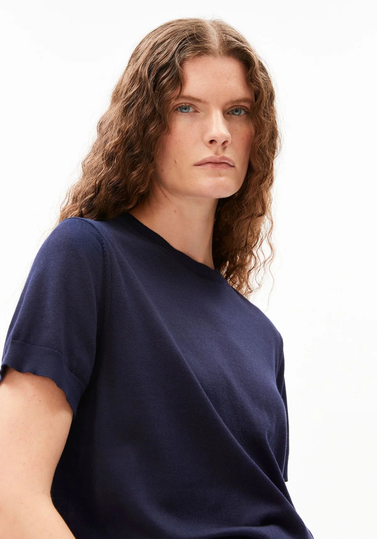 KURZÄRMLIGER STRICKPULLOVER TENCEL™ Lyocell Mix