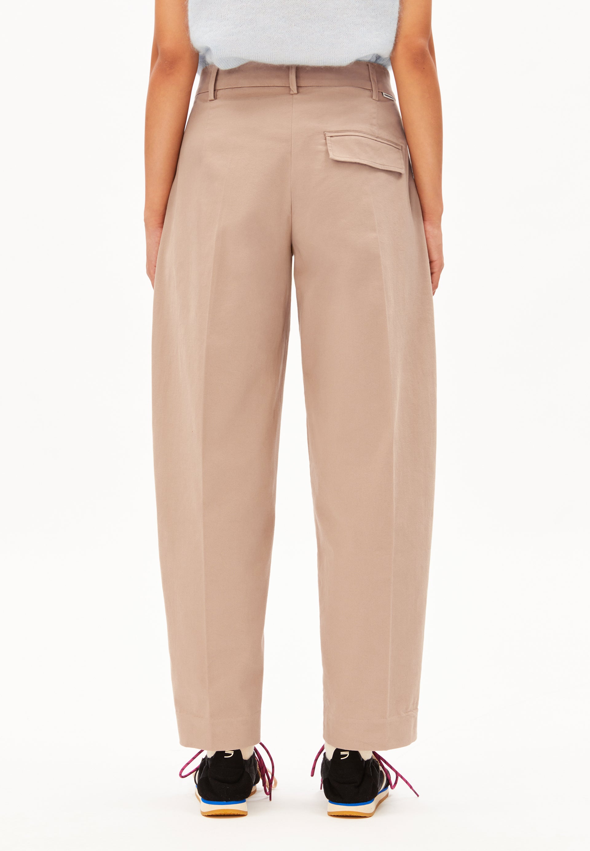 BARREL LEG TWILL PANT aus Bio Baumwolle