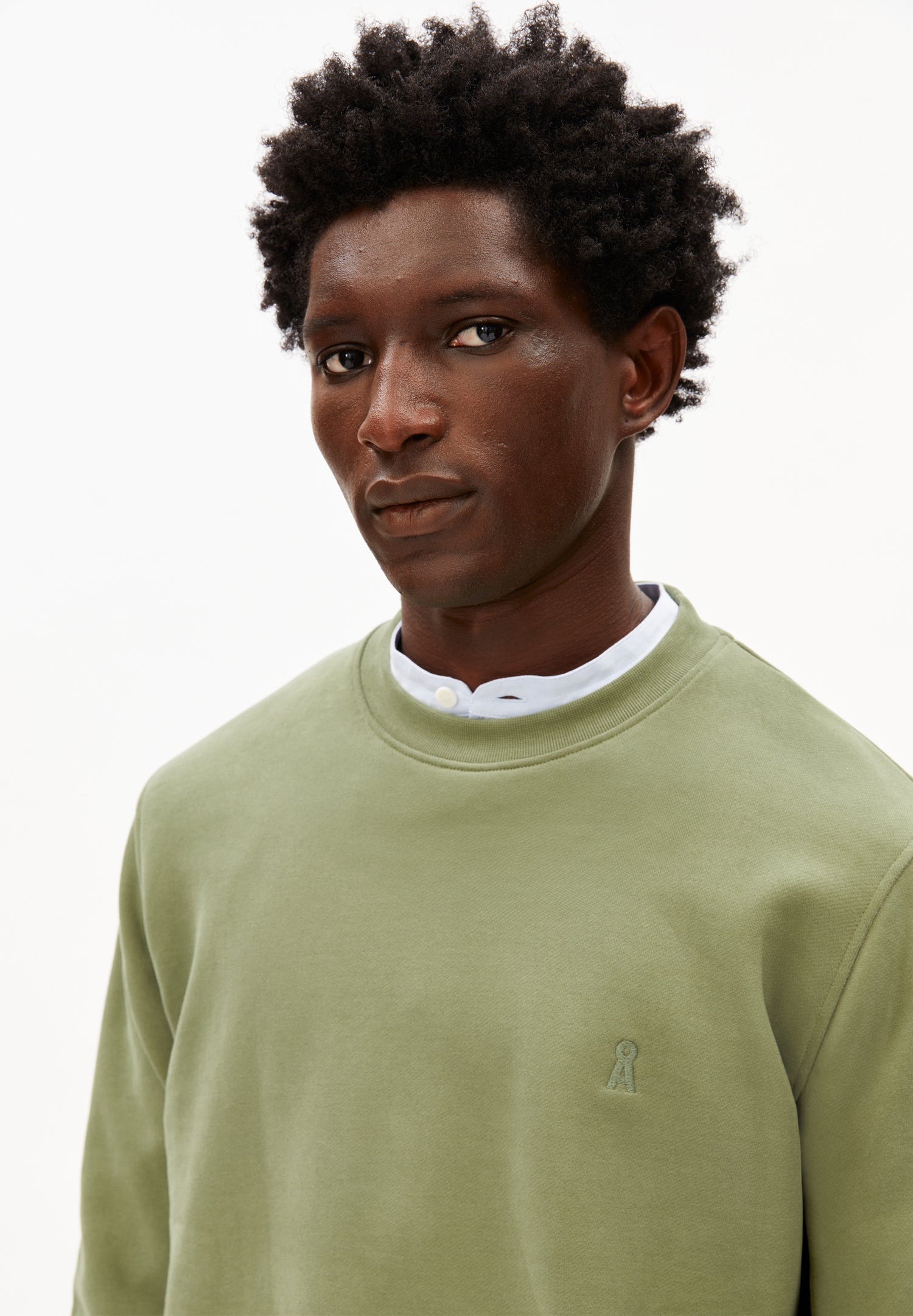 BAARO LOOP SWEATSHIRT  aus 100% Bio-Baumwolle