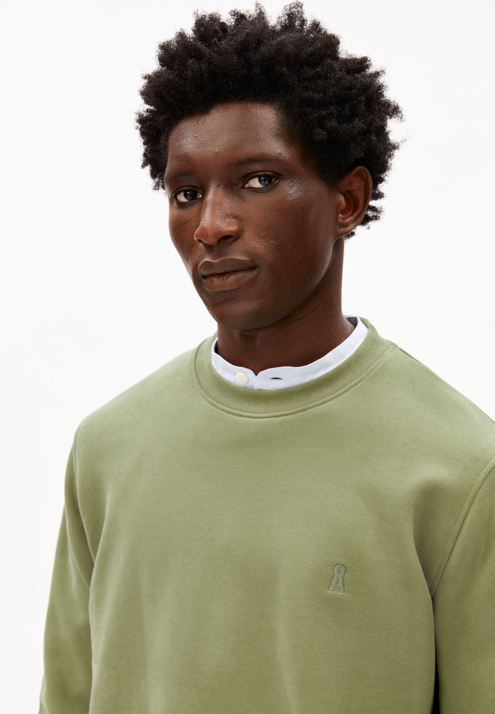 BAARO LOOP SWEATSHIRT  aus 100% Bio-Baumwolle