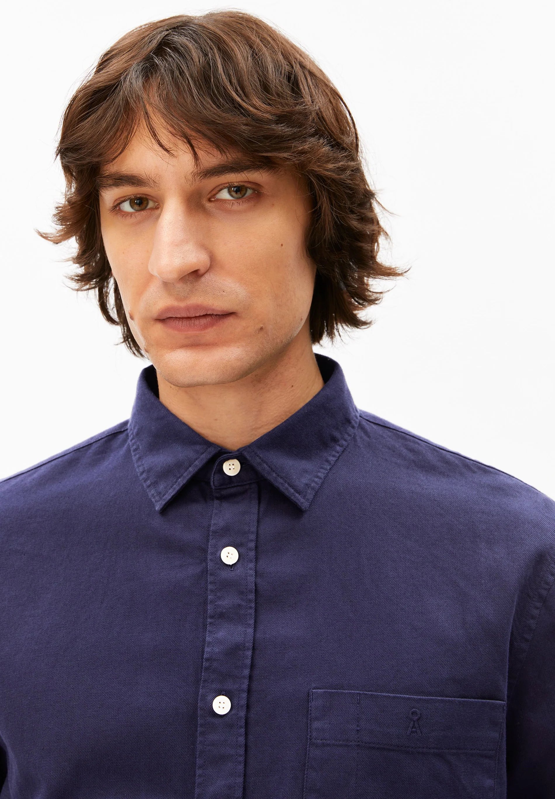 GMT DYE LEINENLANGARMHEMD  aus Leinen-Mix