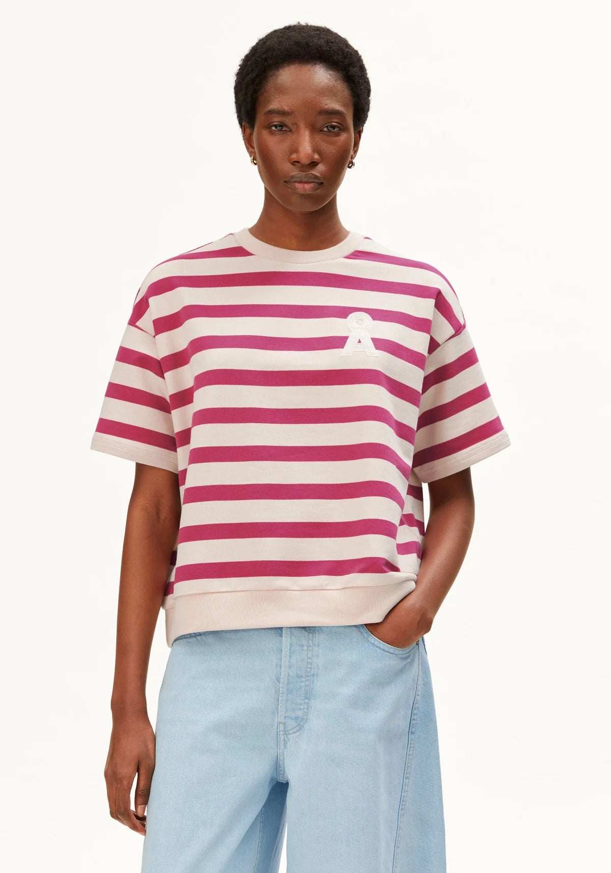 Gestreiftes Oversized T-Shirt aus Bio-Baumwolle