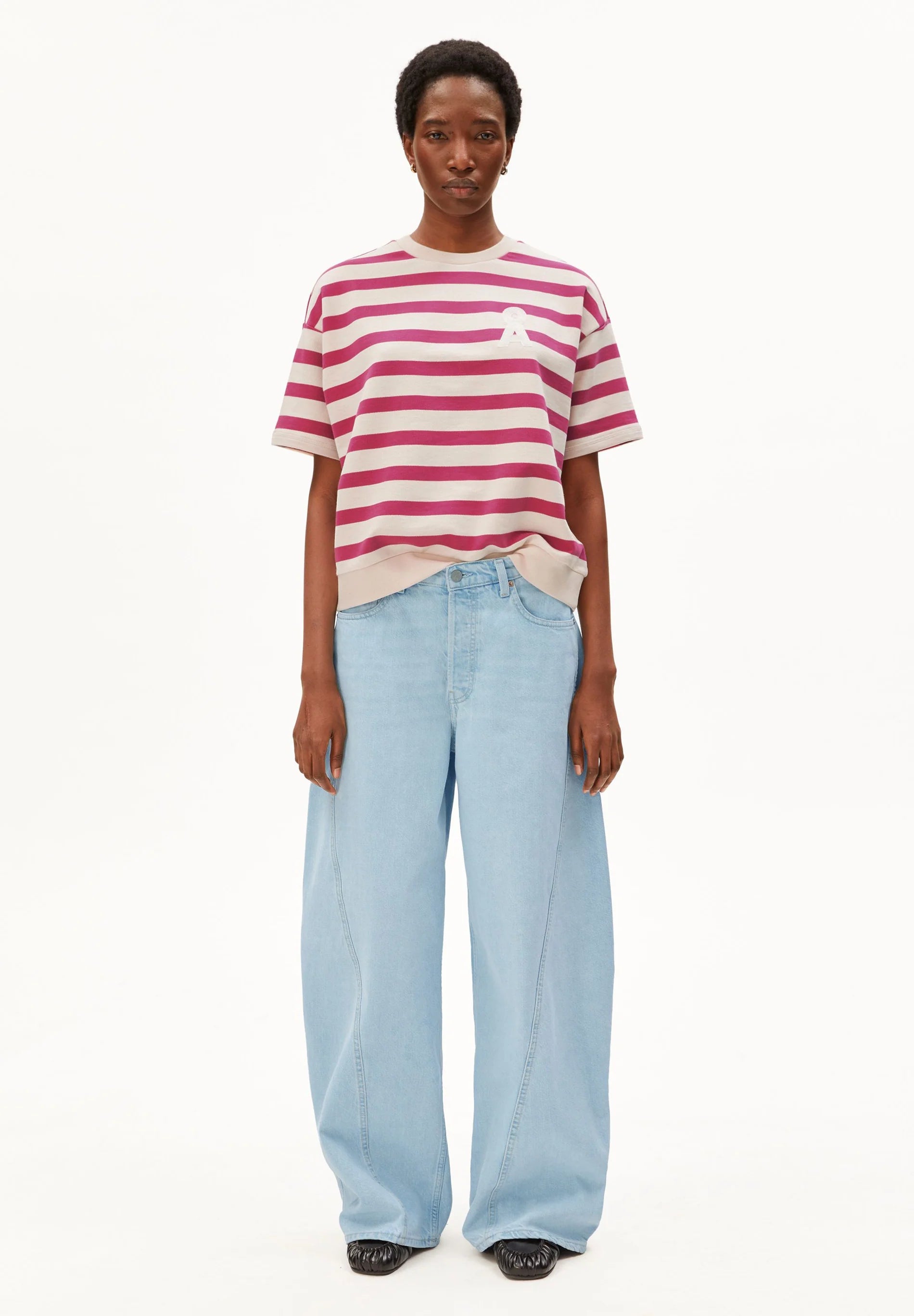 Gestreiftes Oversized T-Shirt aus Bio-Baumwolle