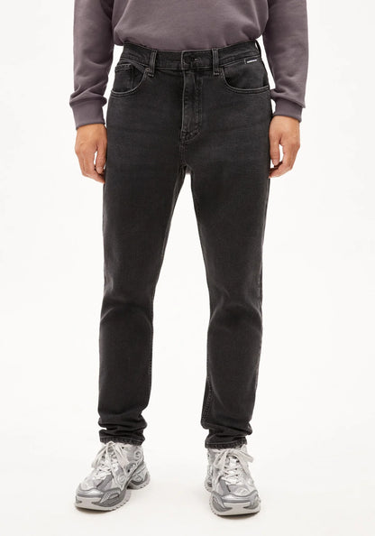 AARJO TARPA TAPERED JEAN