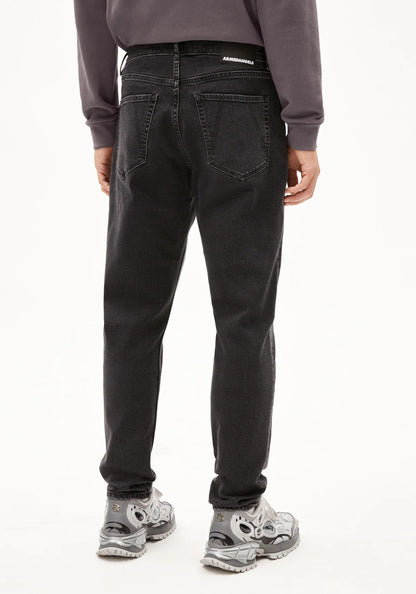 AARJO TARPA TAPERED JEAN