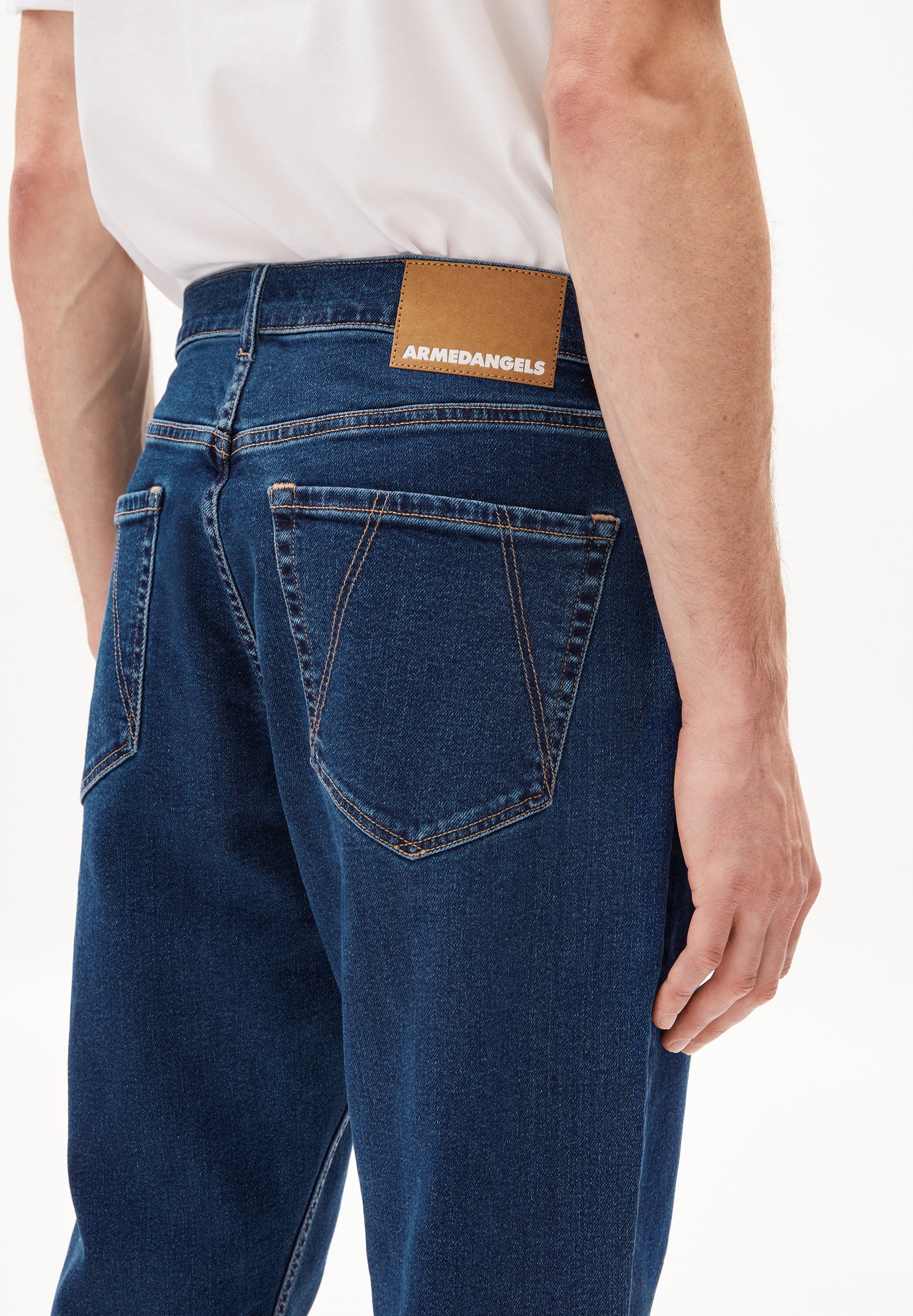 Aarjo Tarpa Tapered Jean – whale
