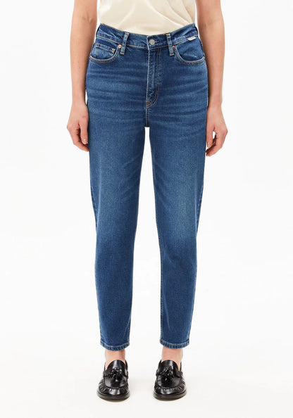 Mairaa Mom Jeans aus recycelter Baumwolle – Comfort Stretch