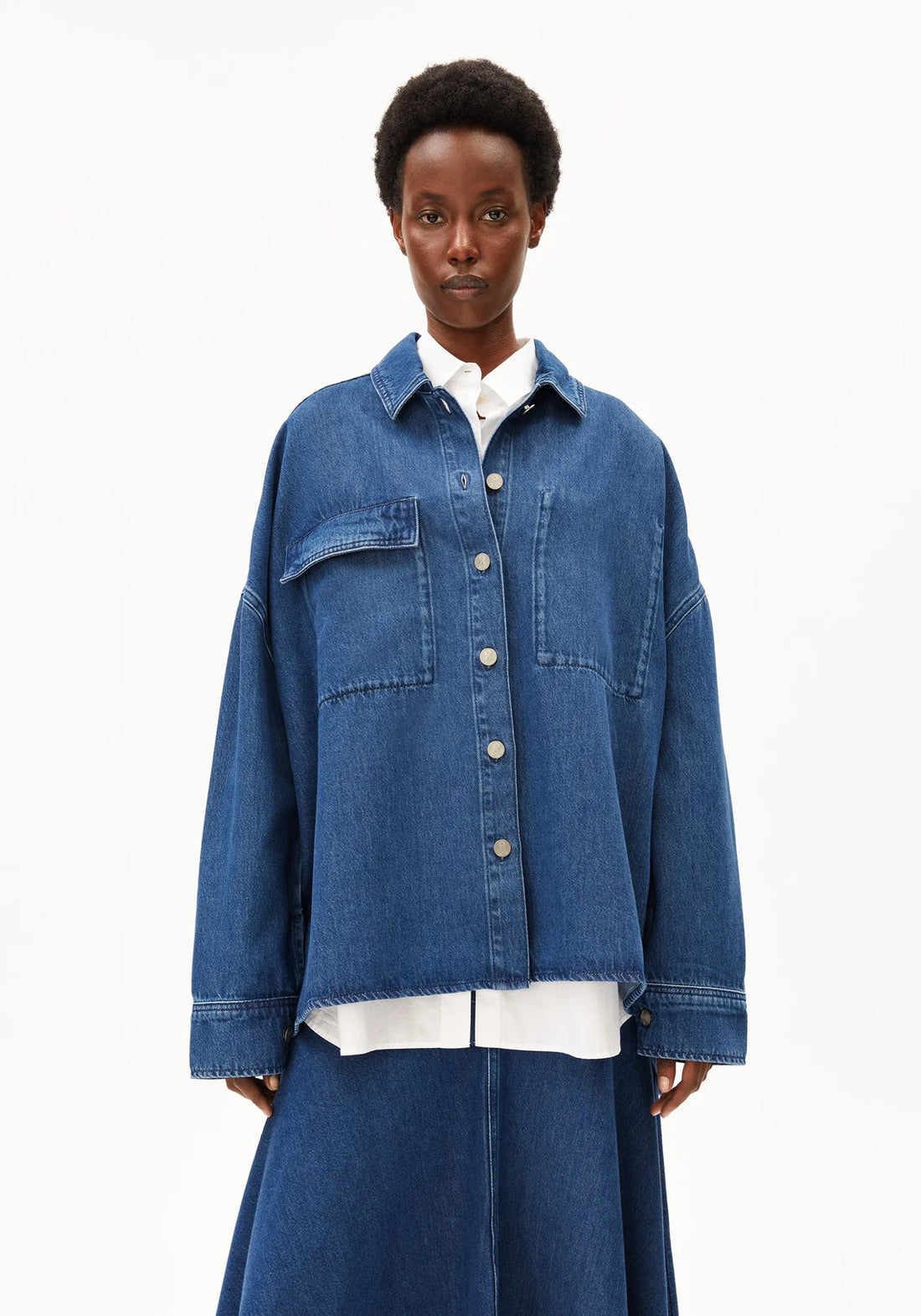 OVERSIZED JEANSBLUSE Bio-Baumwoll Mix
