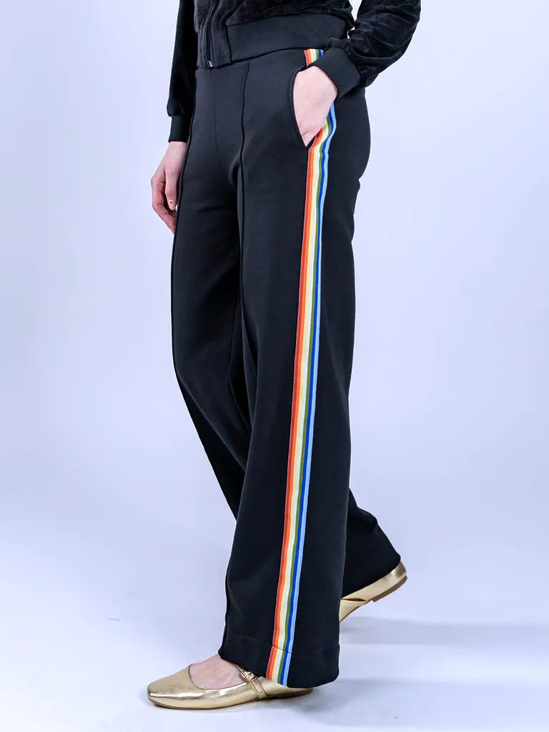 Regenbogen Sweathose aus Bio-Baumwolle Rainbow Vibe Trousers