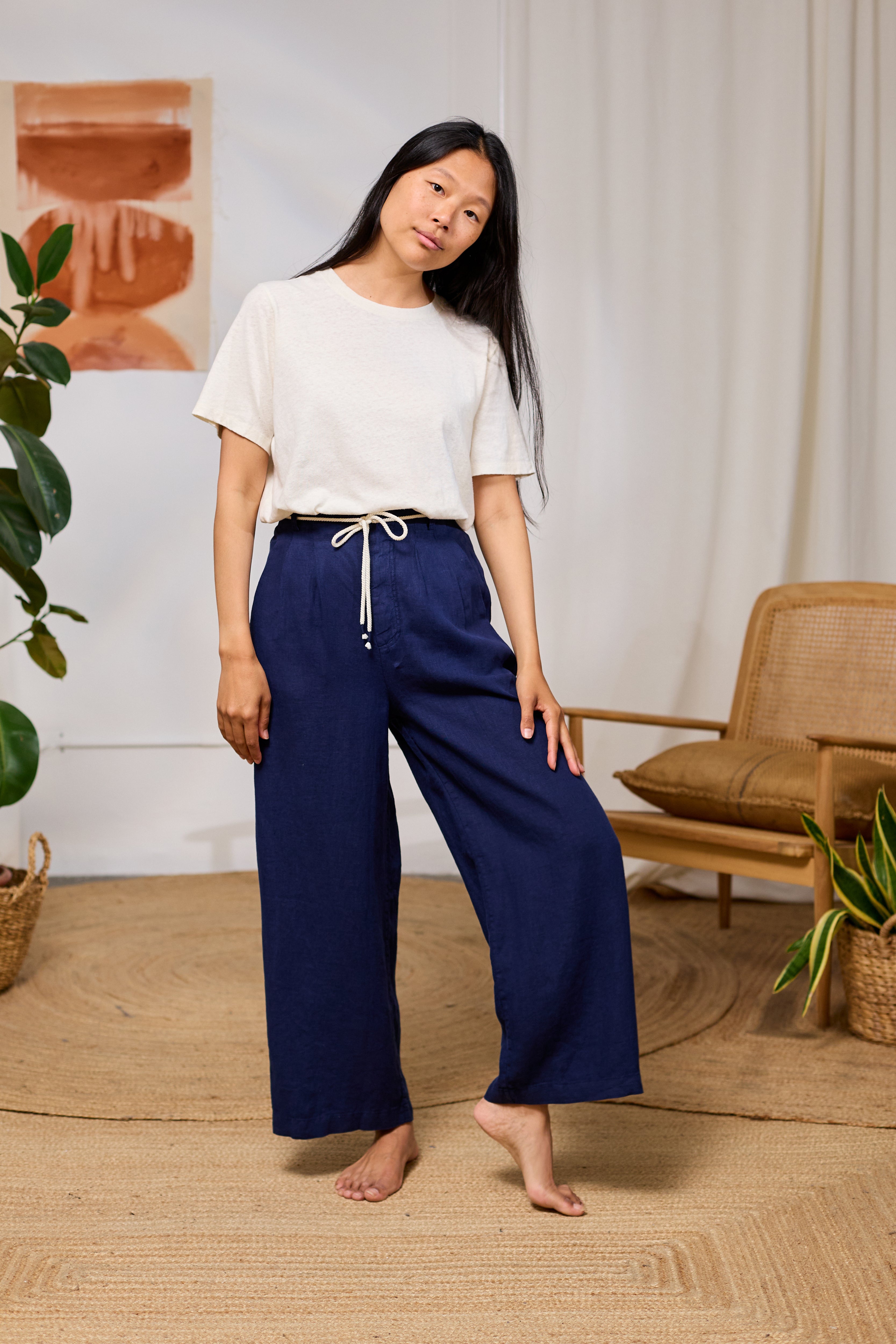 Leinenhose mit weitem Bein aus 100 % Leinen