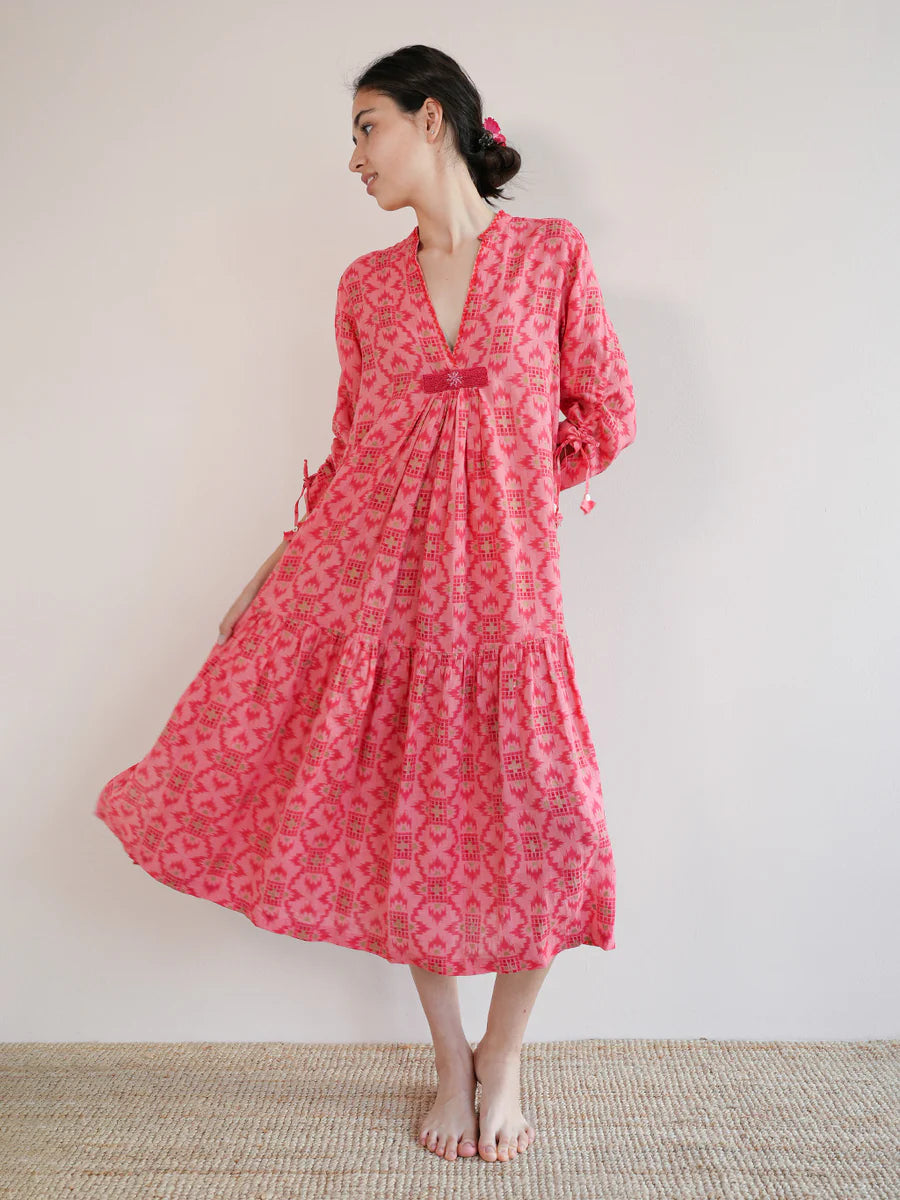 Midi-Kleid Catmint in Coral Ikat