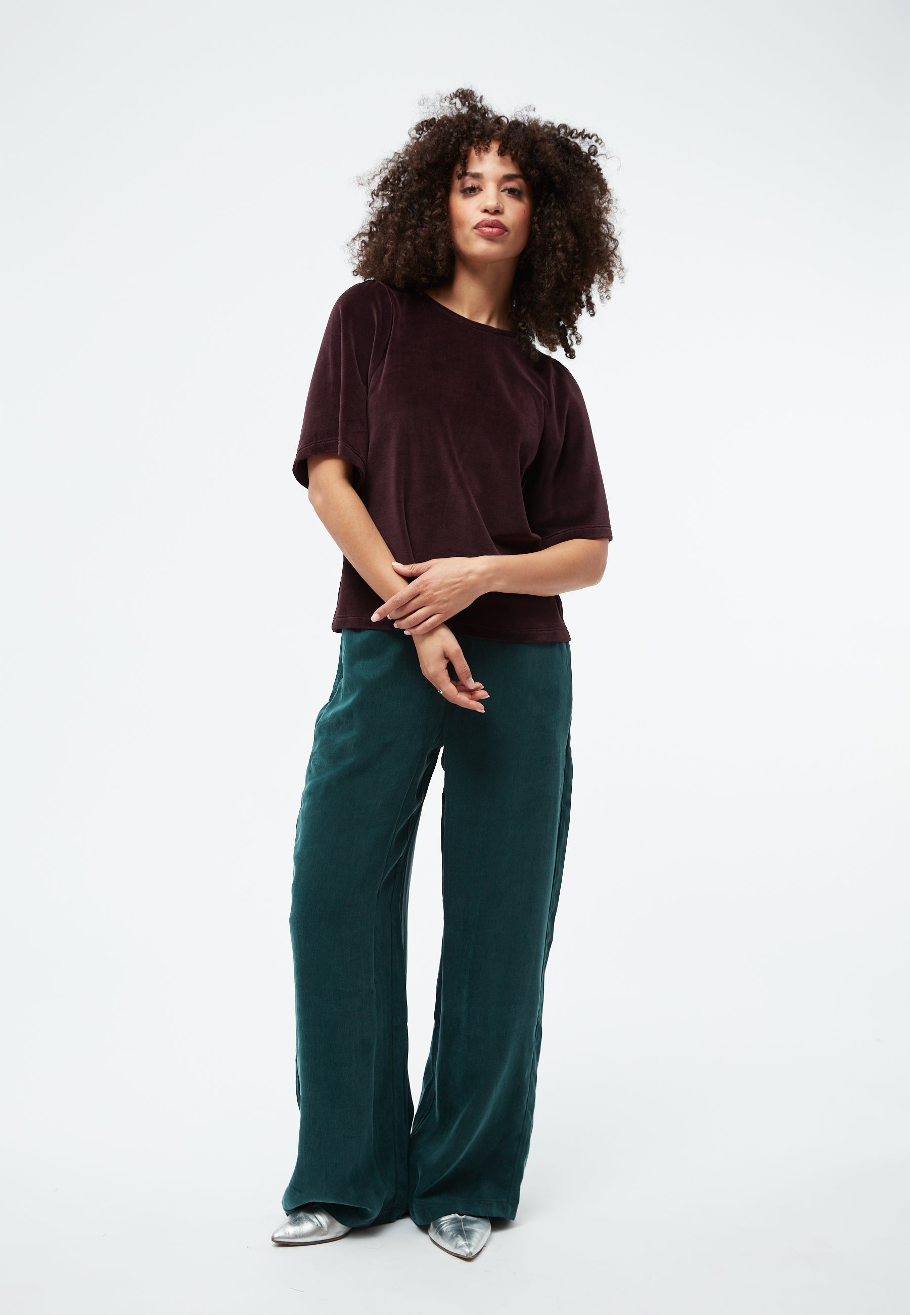 GBJanka in Midnight Plum – Shirt aus weichem Samt