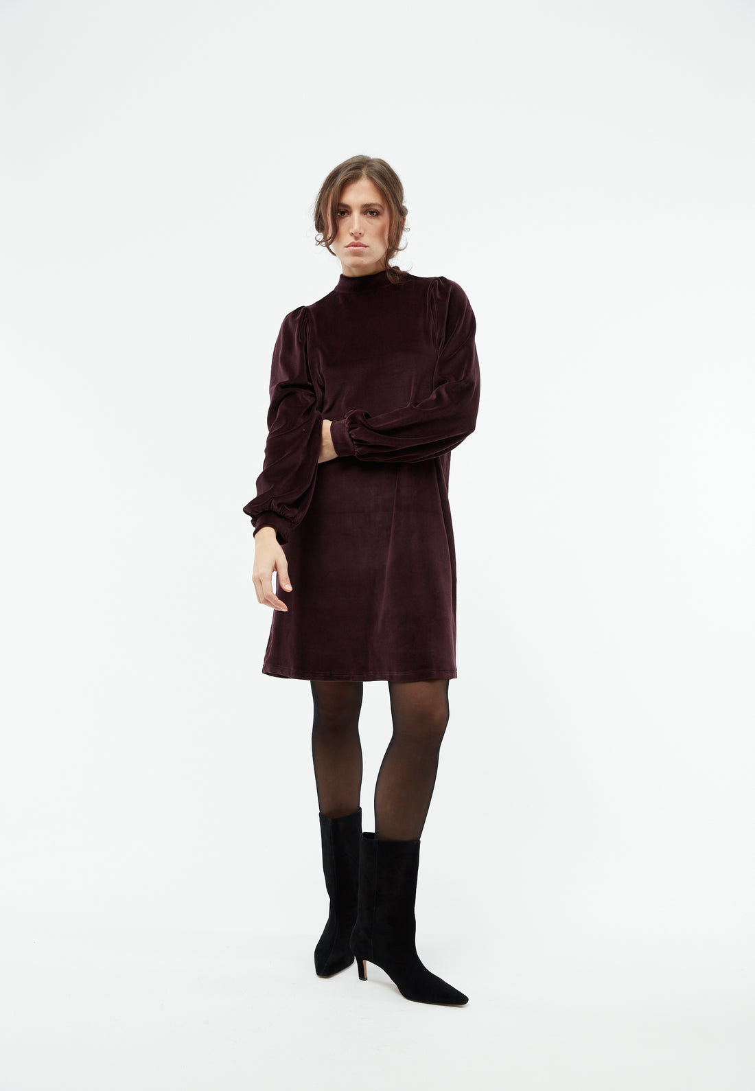 GBGesa in Midnight Plum – Kleid aus weichem Samt