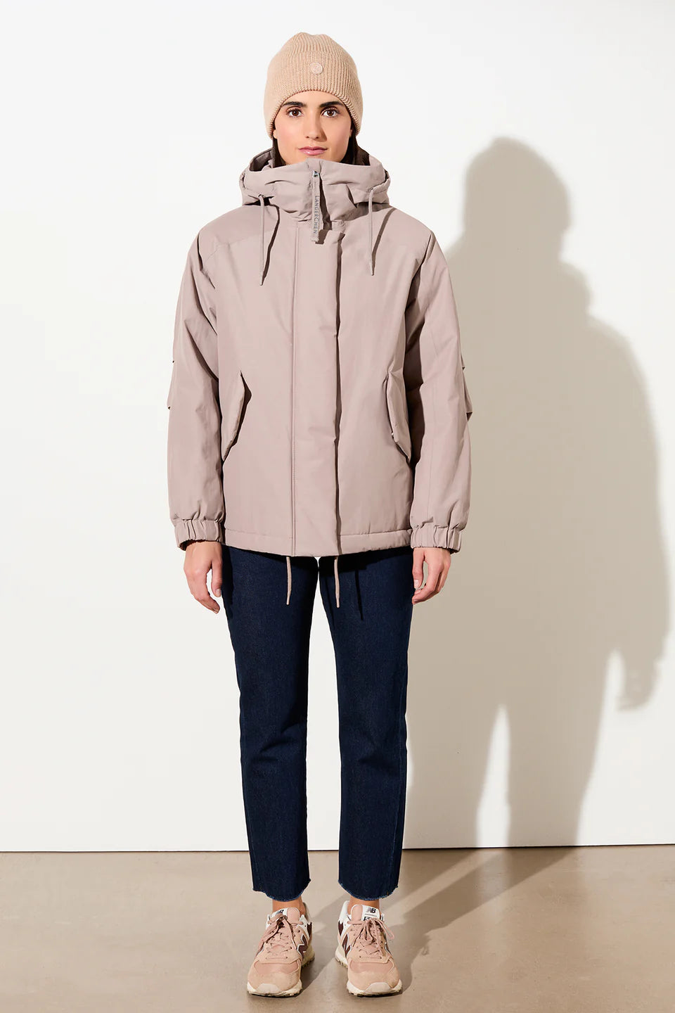 Women Jacket Killeen short Wattierter Kurzparka in lockerem Volumen