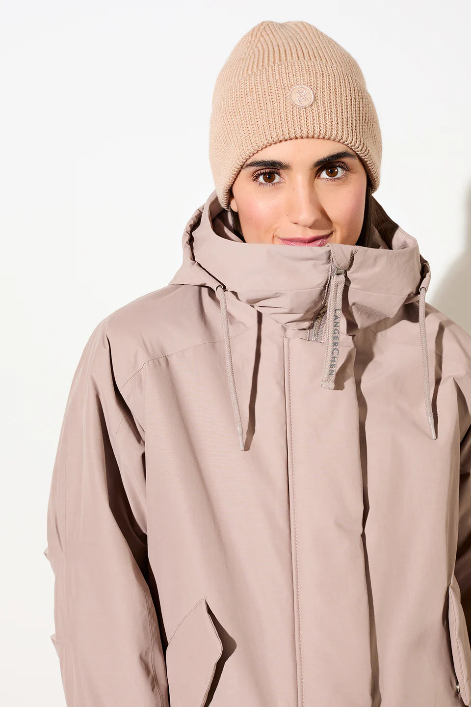 Women Jacket Killeen short Wattierter Kurzparka in lockerem Volumen
