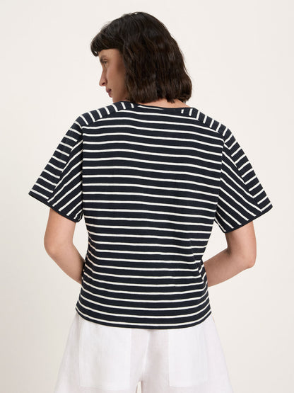 Gestreiftes Kurzarmshirt mit V-Ausschnitt aus Bio-Baumwolle