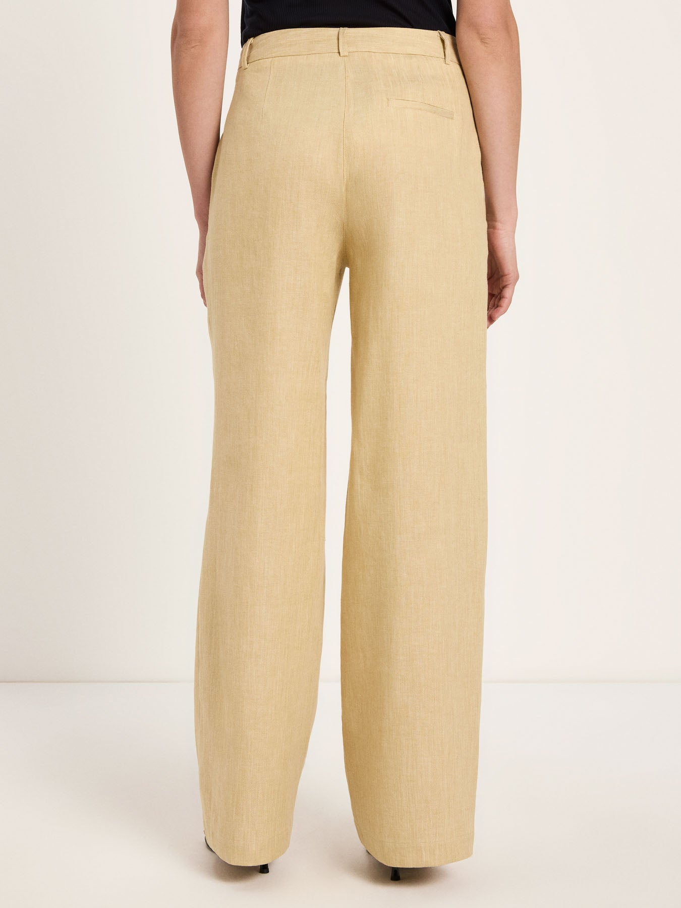 Marlenehose aus Leinen-Mix – khaki/creme