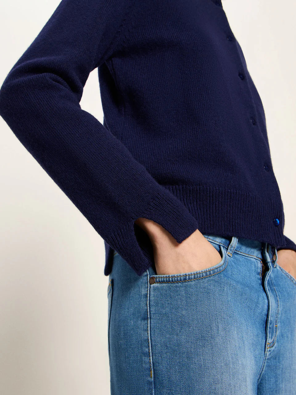 Boxy Strickjacke (GOTS) aus Bio-Schurwolle und Bio-Baumwolle