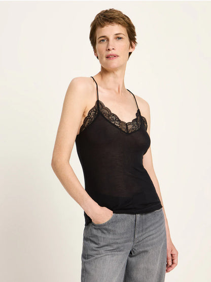 Spitzentop aus TENCEL™ Lyocell