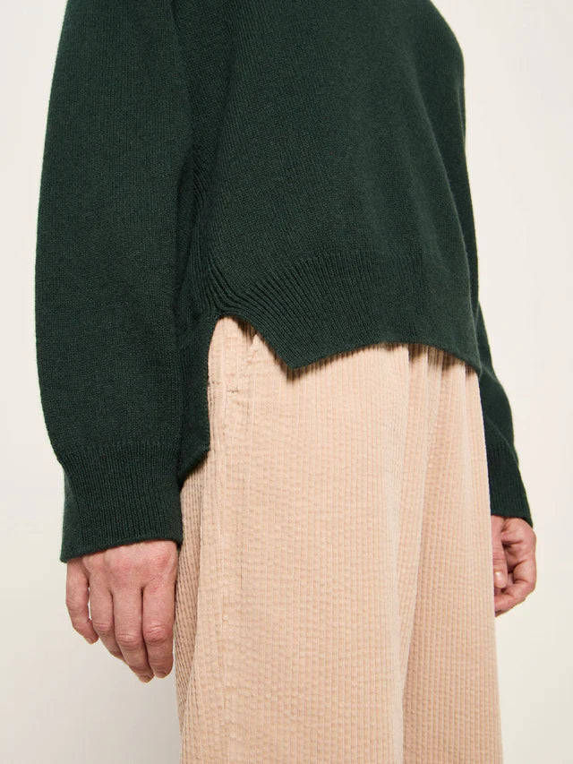 Pullover mit V-Ausschnitt (GOTS) aus Bio-Schurwolle und Bio-Baumwolle