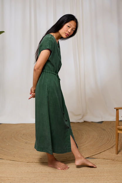Kleid Dark Green – nachhaltiges Midi-Kleid aus TENCEL™ Lyocell