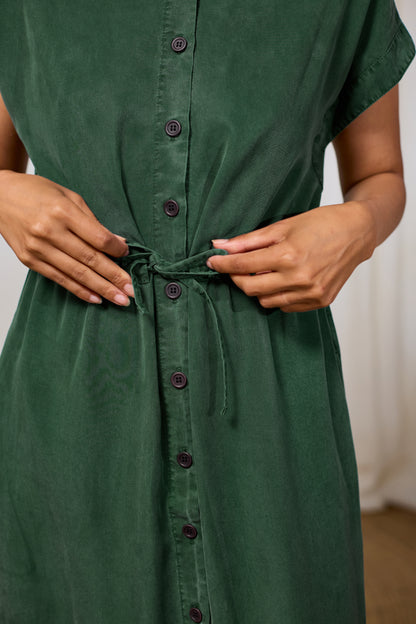 Kleid Dark Green – nachhaltiges Midi-Kleid aus TENCEL™ Lyocell