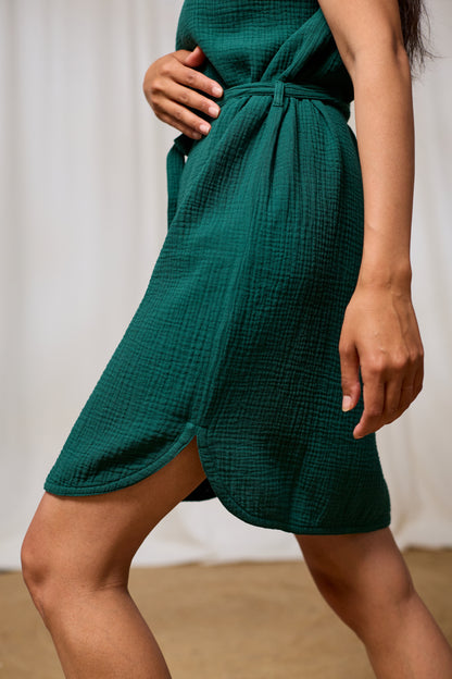 Grünes Kleid aus Bio-Baumwolle – nachhaltiges Sommerkleid