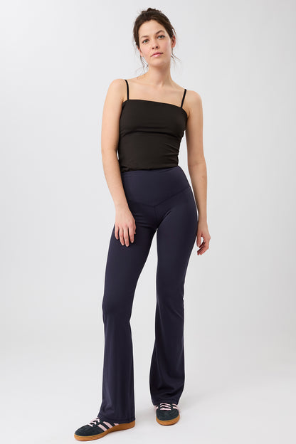 HOSE SPORTS FLARED Performance Pants mit ausgestelltem Bein