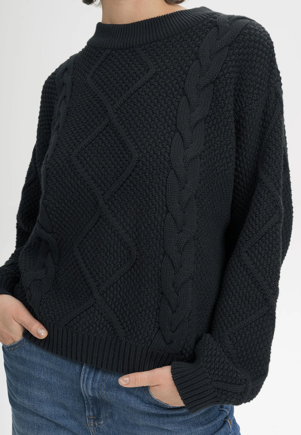 Damen Zopfmuster Strickpullover schwarz Style SAMAIRA