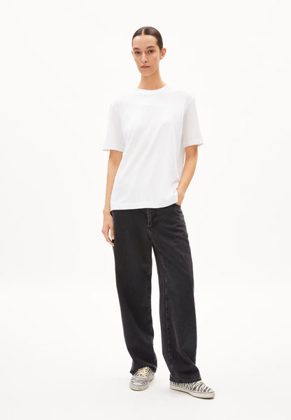 HAAYI IN WASHED DOWN BLACK – BAGGY FIT AUS BIO-BAUMWOLLE