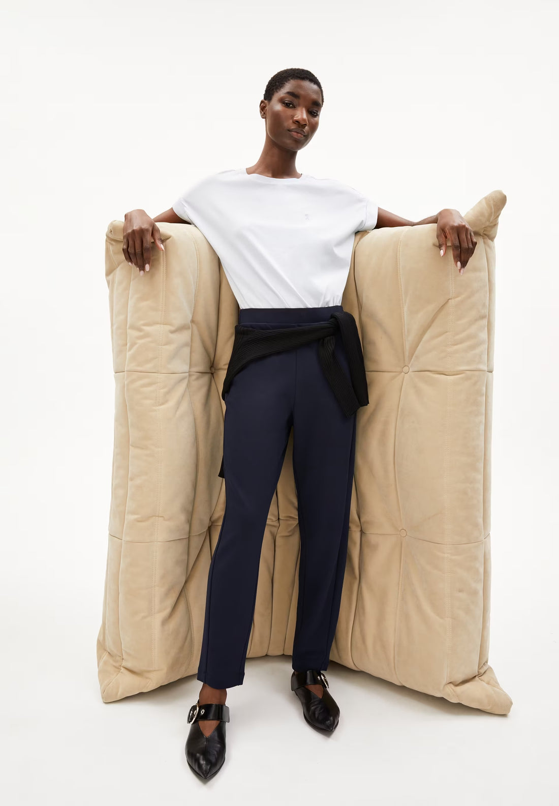 MAGDAALENA IN NIGHT SKY – JERSEYHOSE AUS LENZING™ ECOVERO™ VISKOSE MIX