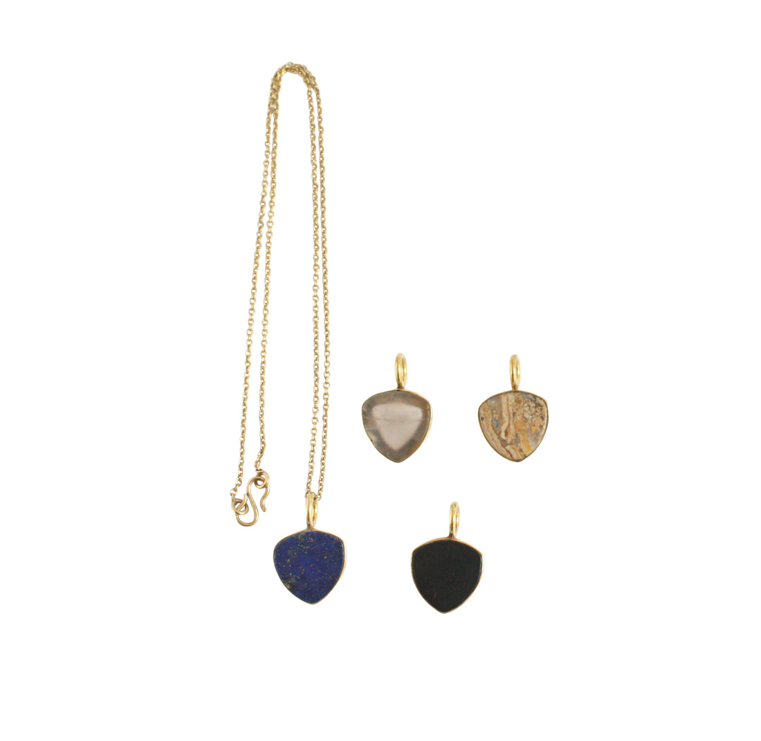 Triangle Stone Kette Messing